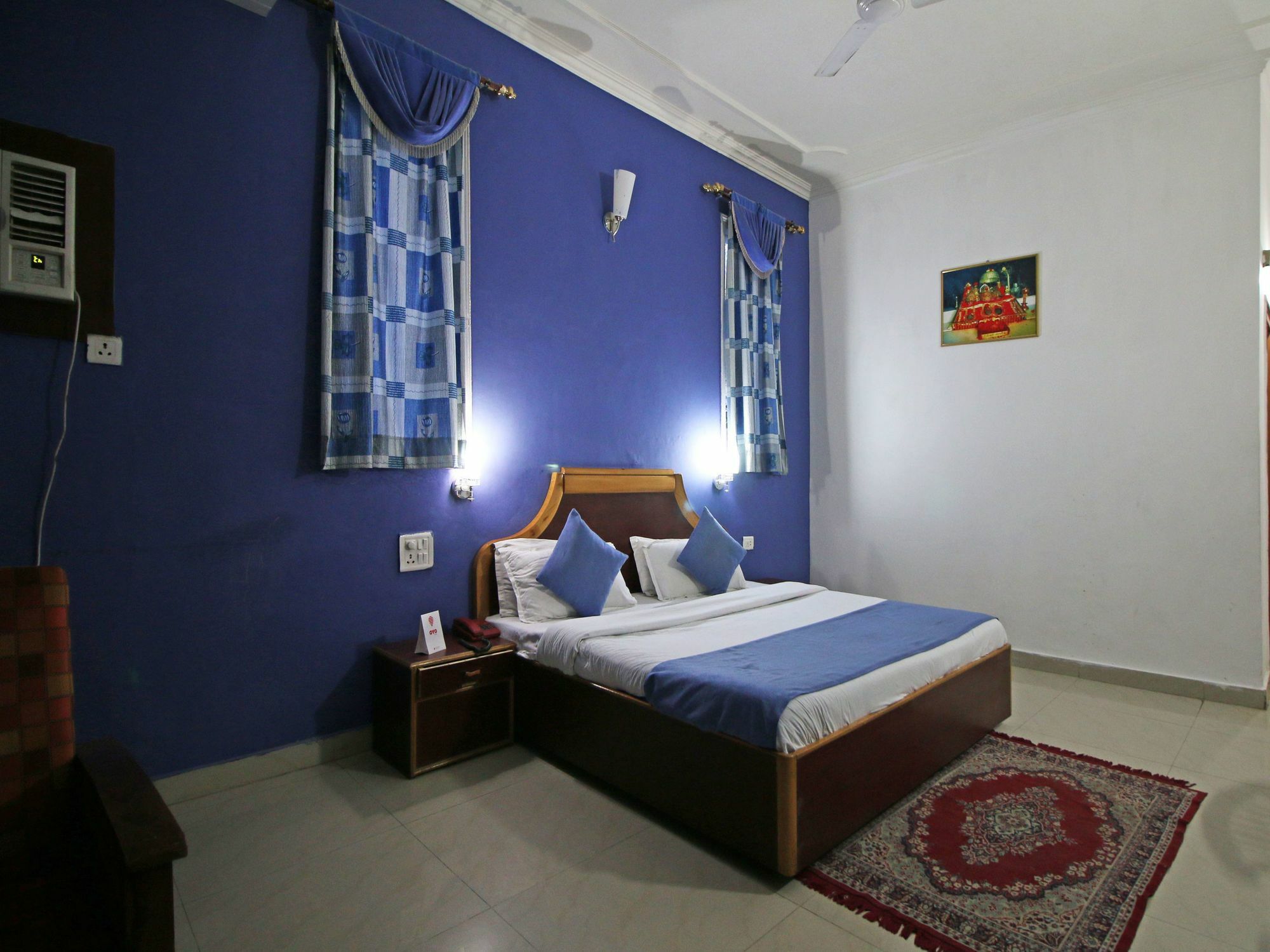 Oyo 5667 Katra Continental Hotel Luaran gambar